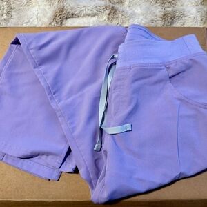 Limited Edition Scrub Pants
Size Small